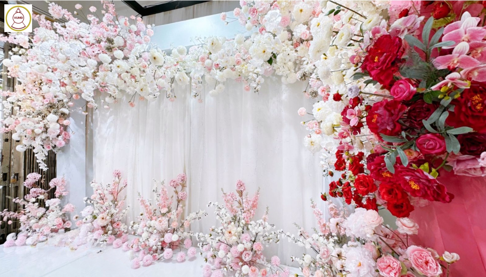 Background đám cưới tại nhà đẹp